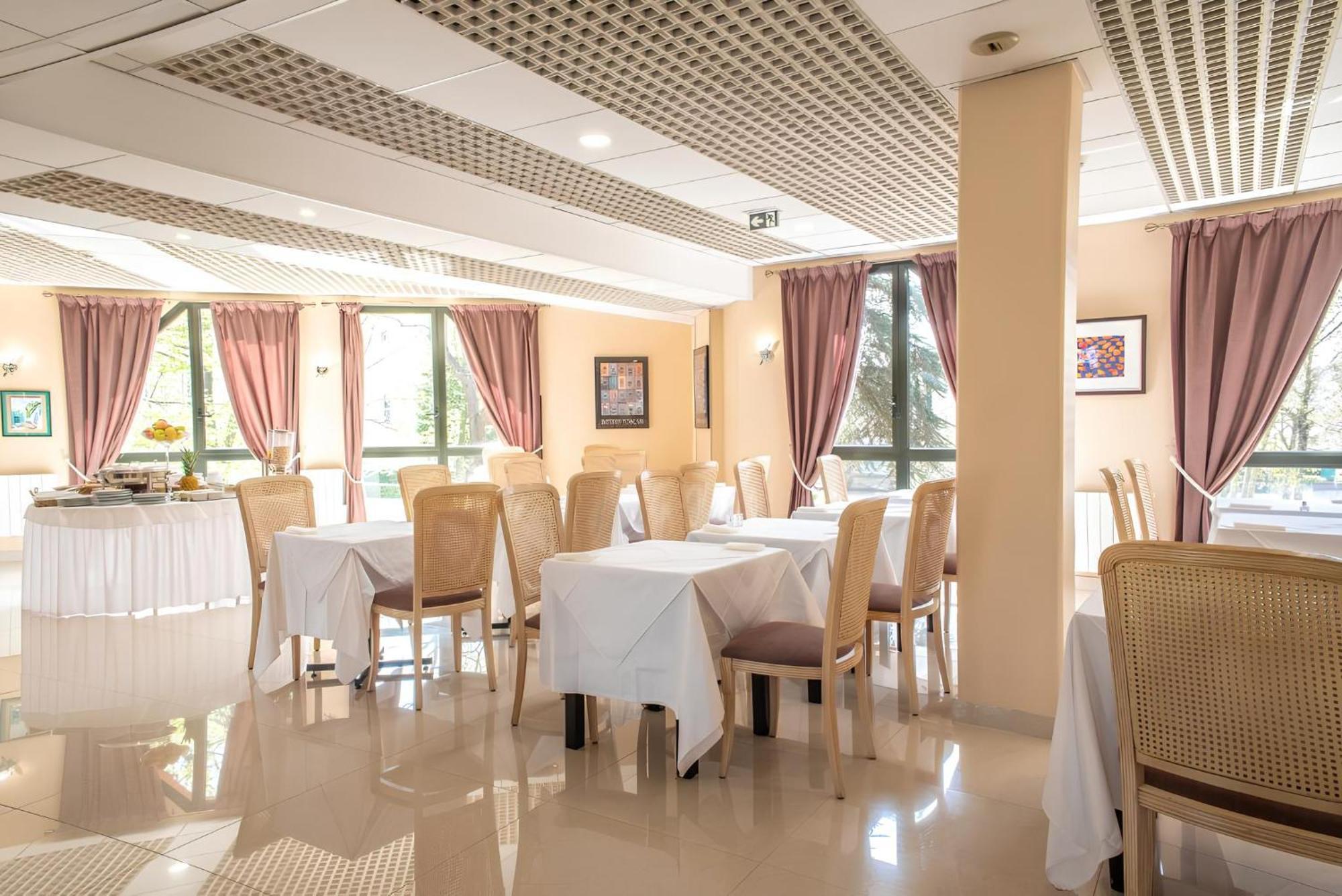 Hotel Garabel เปลเซียร์ ภายนอก รูปภาพ