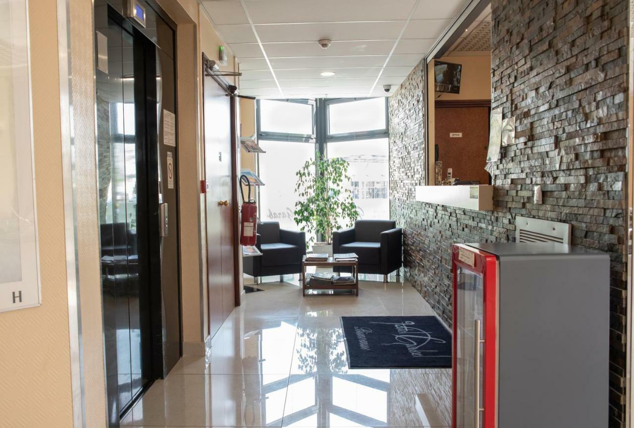 Hotel Garabel เปลเซียร์ ภายนอก รูปภาพ